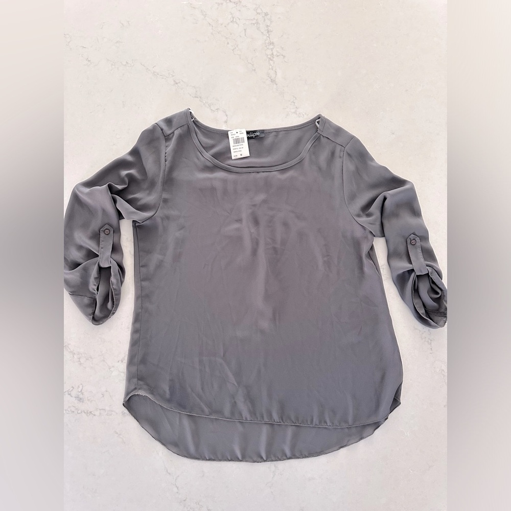 Eclipse Loose fitting grey blouse size medium NWT